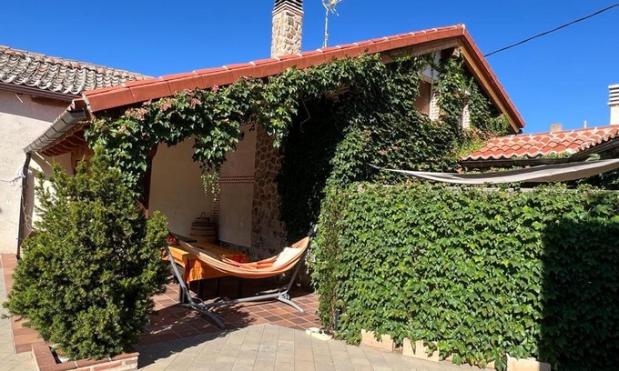 Adanero Casa | Casa Rural "Hazanas" Adanero