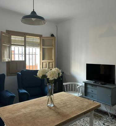 Cuevas del Becerro Casa | Casa Rural La Barranca