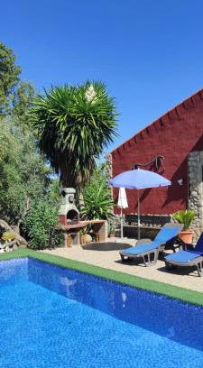 El Gastor Chalet De Esquí | Casa Rural La Higuera
