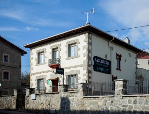 Pobes Casa | Casa Rural Lagun Etxea