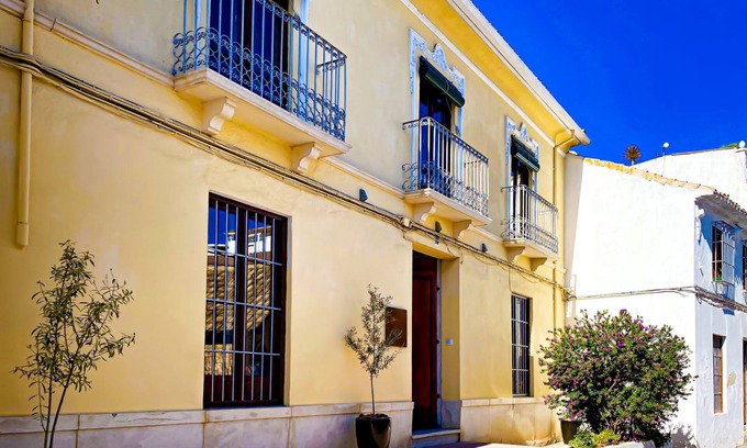 Fuente-Tojar Cama Y Desayuno | Casa Rural Los Danzantes