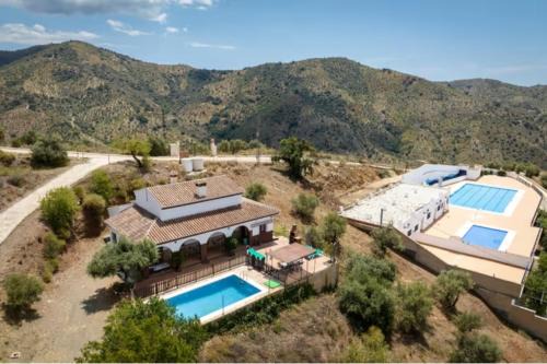 Totalan Casa | Casa Rural Los Hidalgos