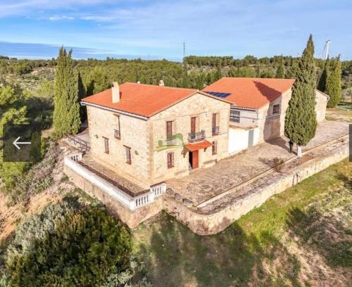 Horta de Sant Joan Chalet De Esquí | Casa Rural Mas María