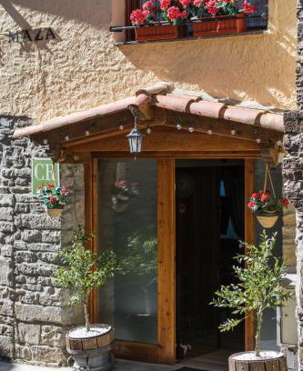 Biescas Cama Y Desayuno | Casa rural MAZA especial grupos