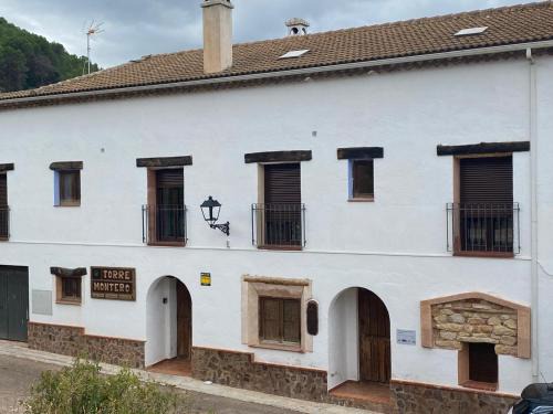 Hornos Casa | Casa Rural TorreMontero Apartamentos