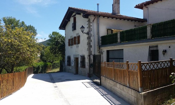Arakil Casa | Casa Rural Zubiarena