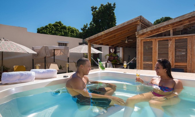 Zona Colonial Hotel | Casa Sanchez Hotel