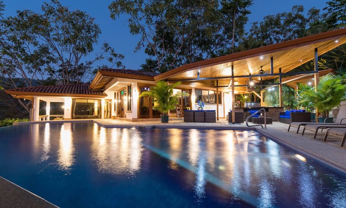 Savegre Casa | Casa Sea Breeze- Luxury OceanView Estate+50' Infinity Pool on 100 Acres