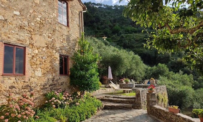 Buti Villa | Casa Serra en Buti - Toscana