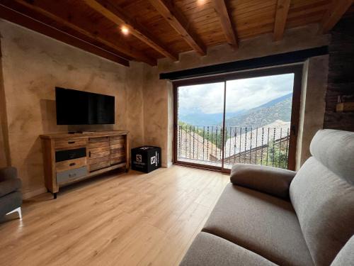 Roni Casa | Casa Sinera - L'Amfitriona