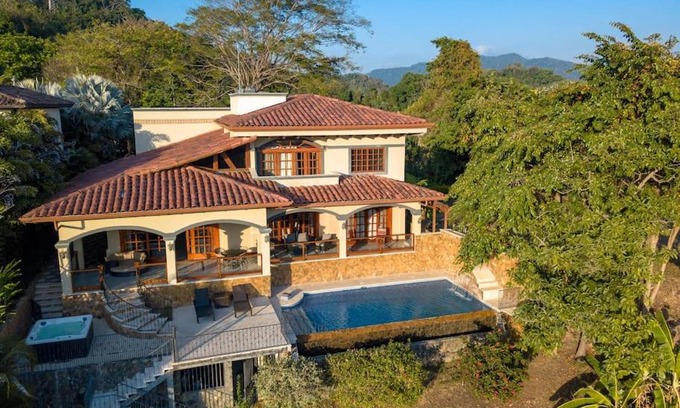 Jaco Villa | Casa Sol