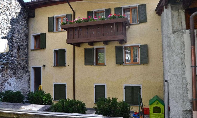 Isolaccia Apartamento | Casa Sosio Martinelli