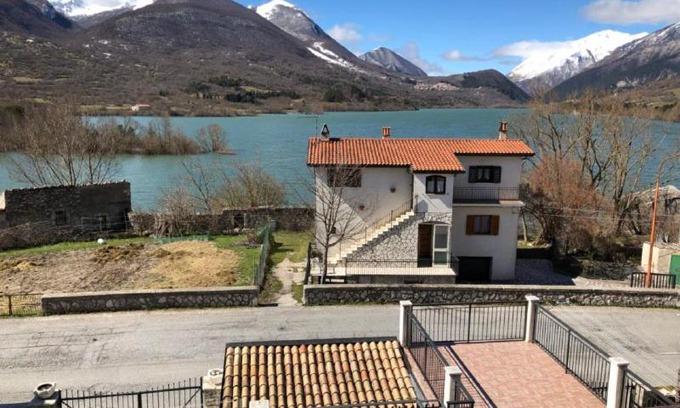 Barrea Apartamento | Casa sul Lago Parco Nazionale d'Abruzzo - House on the lake side
