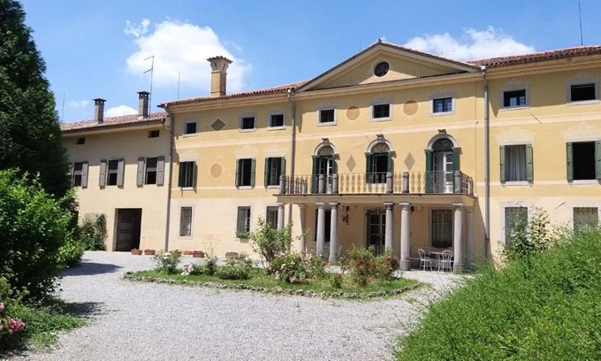 Mernico Casa | Casa sul Parco di Villa Rubini