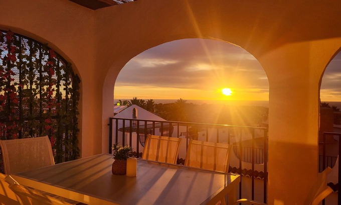 Casas de Torrat Apartamento | Casa Sunrise - Rooftop, 5 Swimming Pools and Panoramic Sea view @ Peñon de Ifach