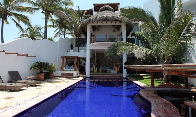 Punta Negra Villa | CASA SUSPIRO: Villa de lujo frente al mar en la playa de arena blanca con personal