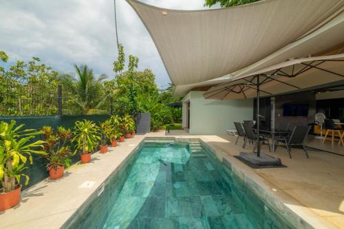 Manzanillo Casa | Casa Tatala - 2bdr home with pool near Santa Teresa beach