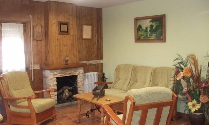 Navarredonda de Gredos Cabaña | Casa Tinao de Gredos para 8 personas