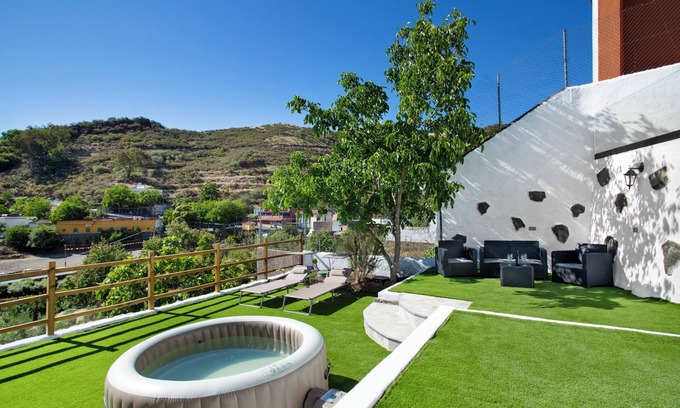 Vega de San Mateo Chalet De Esquí | 'Casa Tito Y Teresita' con vistas al mar, terraza privada y Wi-Fi
