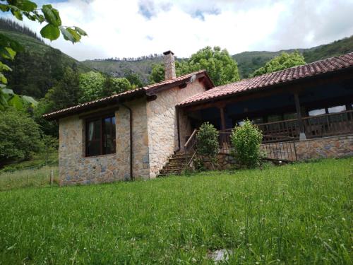 Tornin Apartamento | Casa Trasgu de Tornín-Cangas de Onís- Enjoy life in Asturias