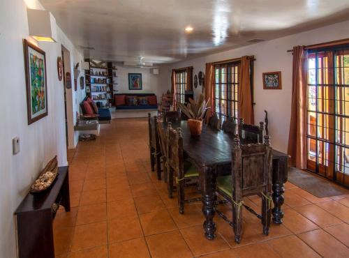 Esterillos Oeste Casa | Casa Tres Pochotes - Esterillos Oeste Beach Front