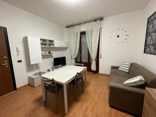 Castelletto Sopra Ticino Apartamento | CASA VACANZA IL FILATOIO appartamento Sophie