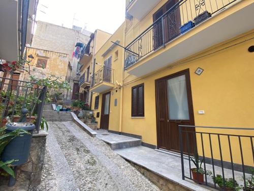 Trabia Casa | Casa Vacanze dell'Arco - civico 17