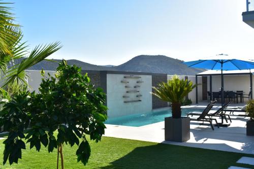 Iznajar Casa | CASA VALDEARENAS