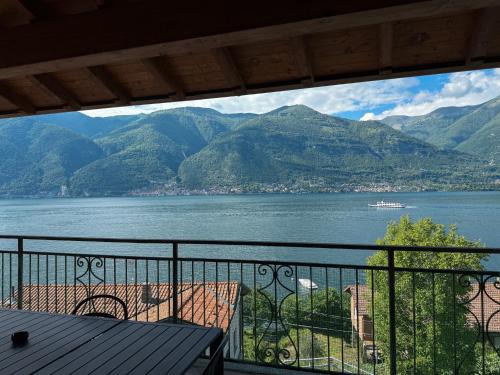 Lezzeno Casa | casa Venere lake view terrace