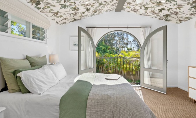 Avalon Beach Casa | Casa Verano - perfect blend of elegance and comfort close to Avalon Beach