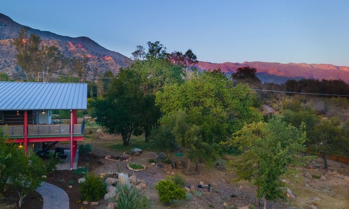 Ojai Casa | Casa Verde Estate | Stunning Mountain Views | 2 acres 3300 sq feet| Walk to Town