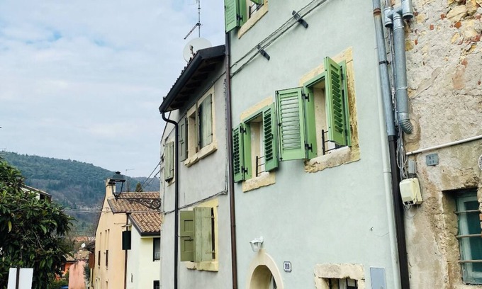 Nord-Ovest Casa | Casa Verde in Avesa - Charming, historic house, surrounded by beautiful country.