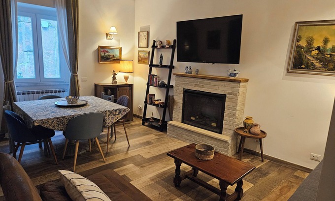 Sutri Apartamento | Casa Vittorio, a cozy place in the hearth of town.
