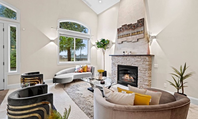 Bellevue Casa | Casa Woodridge: A Luxury Bellevue Retreat