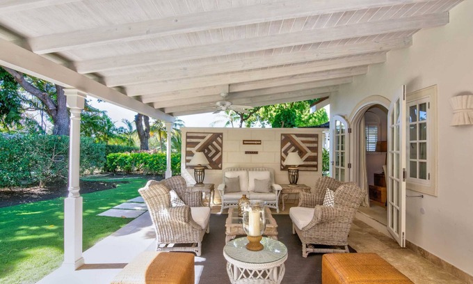 Paynes Bay Villa | Casablanca at Sandy Lane
