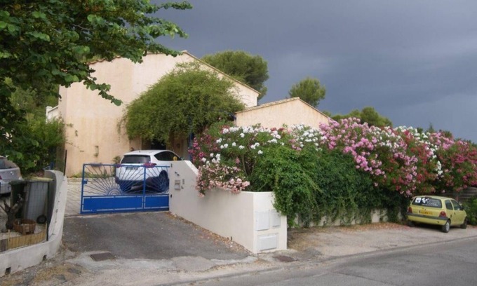 Ventabren Casa | Casablu 1er piso Charlotte y Chloe dormitorios