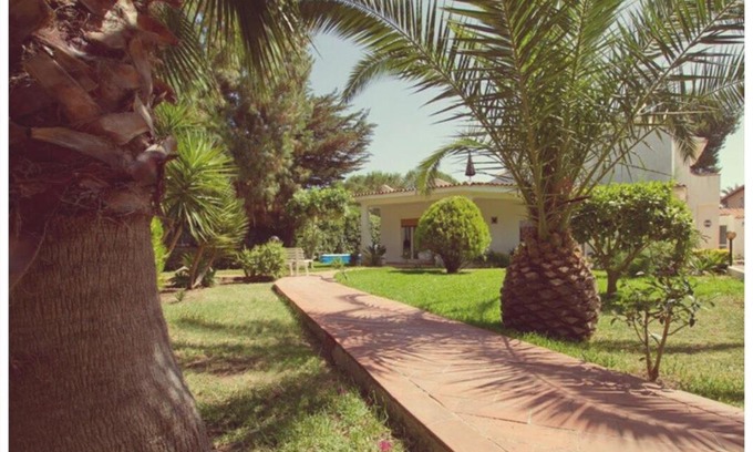 Fontane Bianche Cama Y Desayuno | CasaHotel SURLAMER