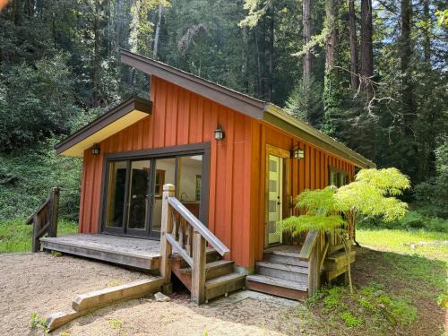 La Selva Beach Casa | Casalarada - House by the Creek