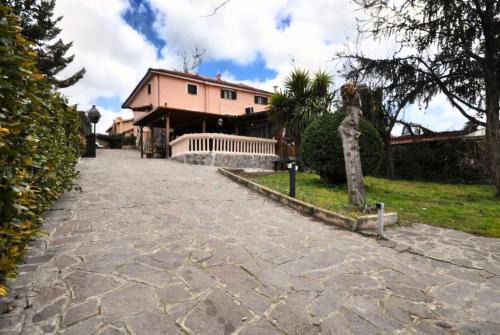 Prenestino-Labicano Casa | Casale De Santis