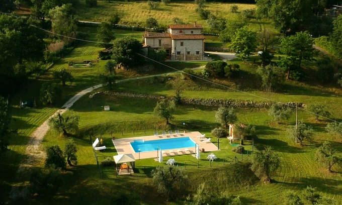Penna in Teverina Villa | Casale en Teverina - Casa entera en campo