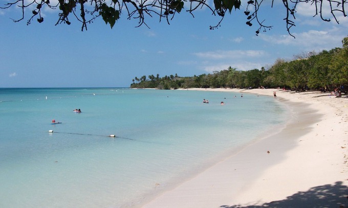 Pedernales Casa | Casamares: Vacational Stay with Pool and Jacuzzi 5 min to Boqueron and Beaches