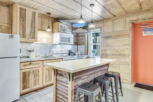 Rockport Casa | Casas Coastal Experience Cabin B