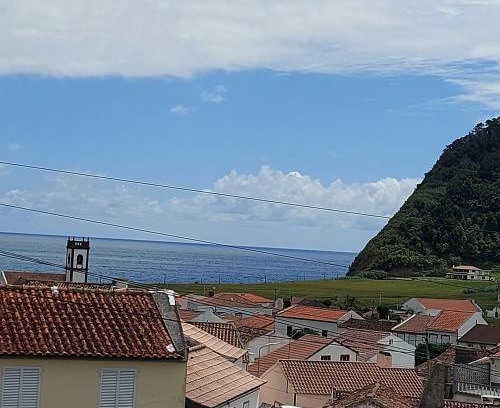 Faial Da Terra Casa | Casas da Tia Florinda - Casa Girasol