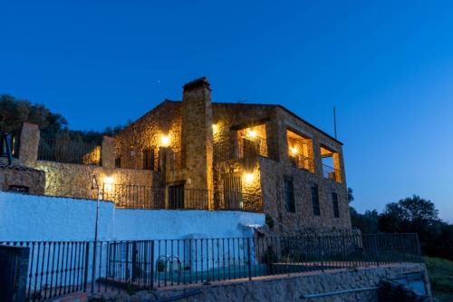 Fuentes de León Casa | Casas Rurales Las Cuevas El Rincón