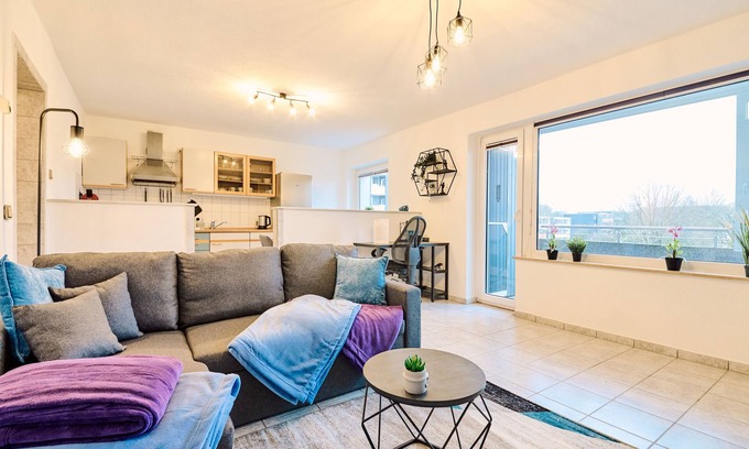 Ronsdorf Apartamento | CASATUA - Quiet - Workplace - Balcony - Trade fair - WiFi