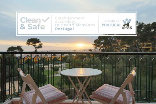 Estoril Apartamento | Cascais Estoril Apartment 400 m from Beach