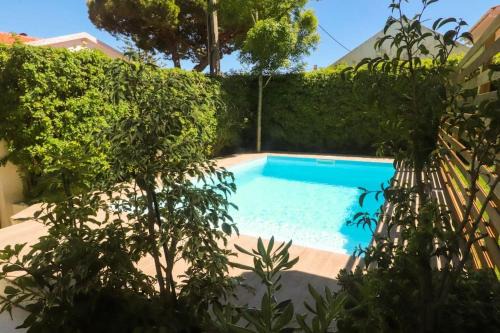 Cobre Apartamento | Cascais Getaway with a shared pool