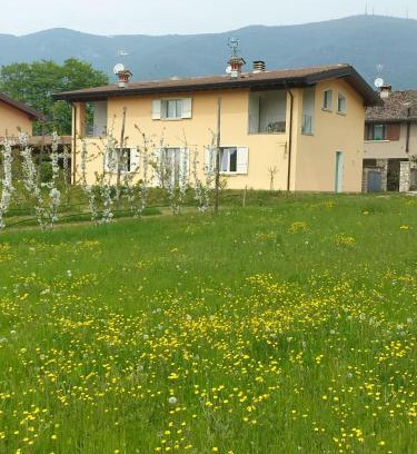 Villanuova sul Clisi Apartamento | Cascina Legnago bilocale a 6 chilometri da Salò