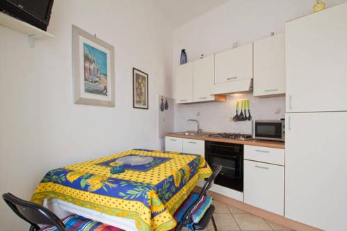 Imperia Apartamento | Case vacanze Mirko IMPERIA BORGO MARINA
