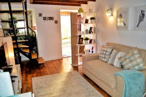 Linda-a-Velha Apartamento | Casinha de Belém